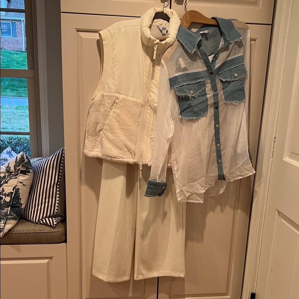 Woman’s Cream Sherpa Vest& Denim-Trim Shirt Set all in motion joggers Bundle